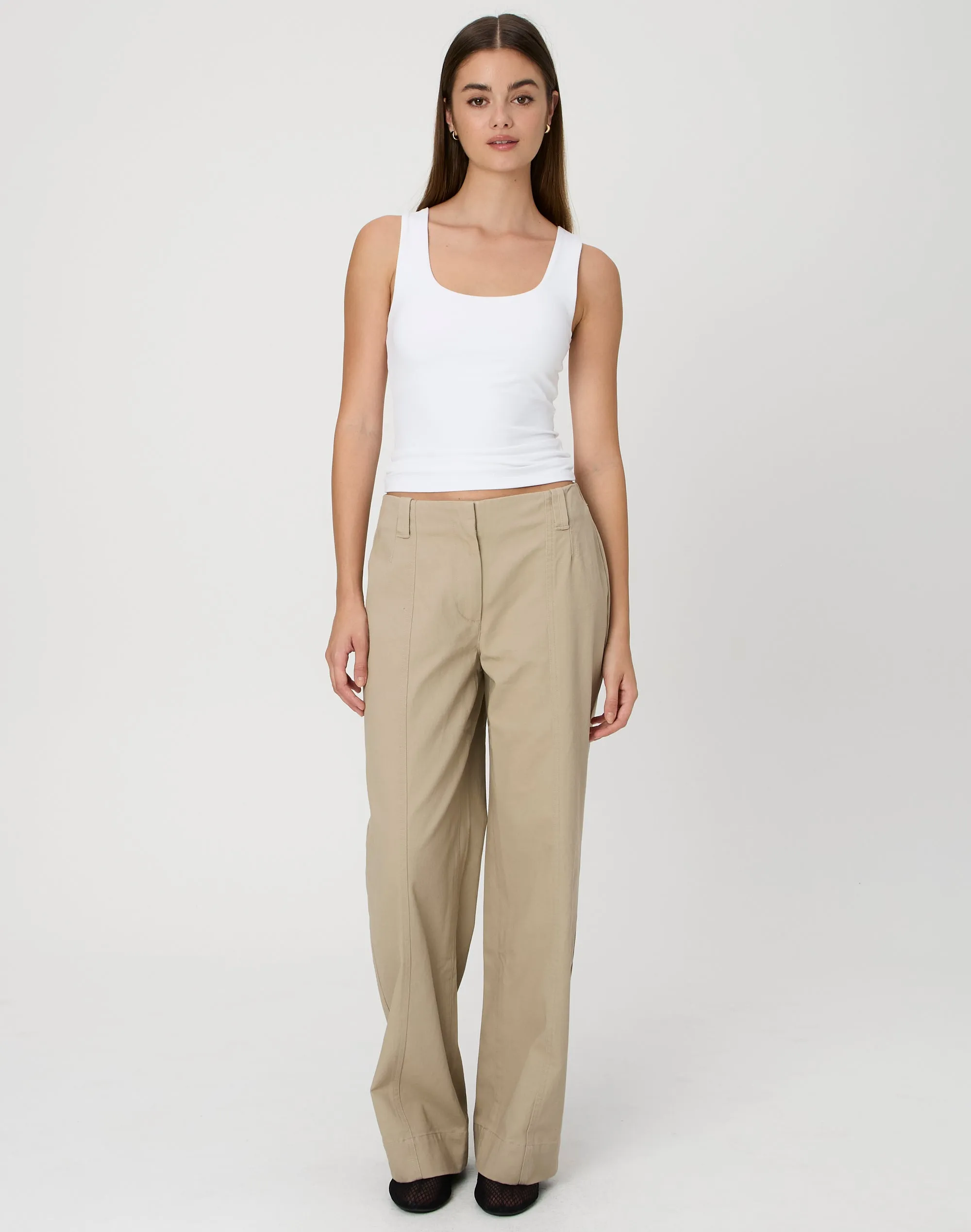 Straight Leg Low Rise Pant in Bambi Beige | Glassons