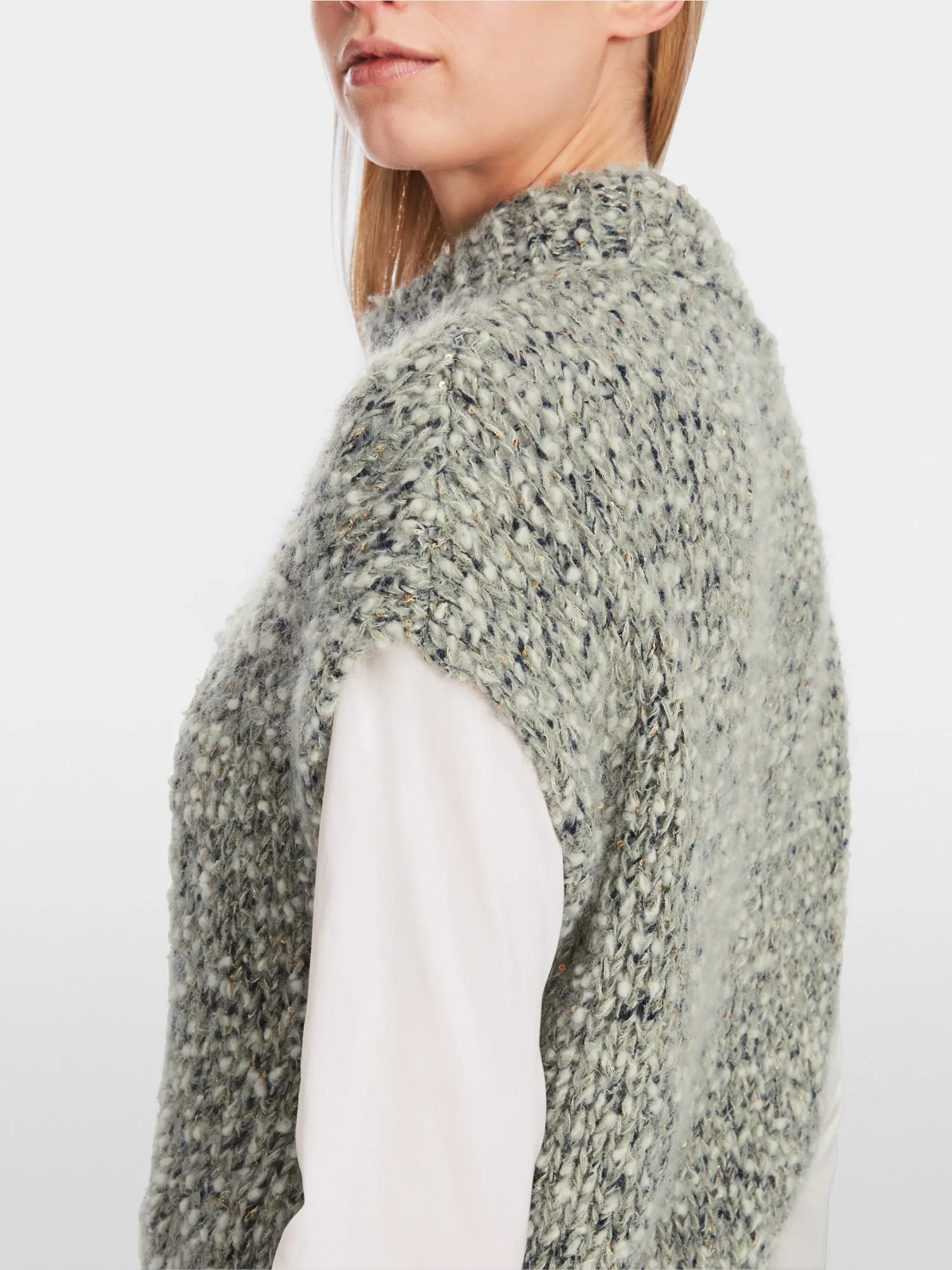 Sweater - Avocado/White