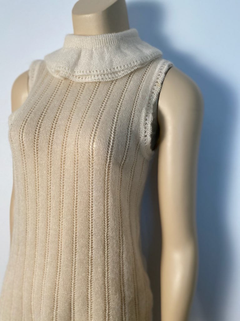 Vintage Chanel 00A, 2000 Fall Ready to Wear Ivory sweater blouse Top FR 44 US 8/10